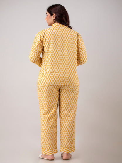 Yellow Floral Print Pyjamas & Shirt Night suit with Patch Pocket