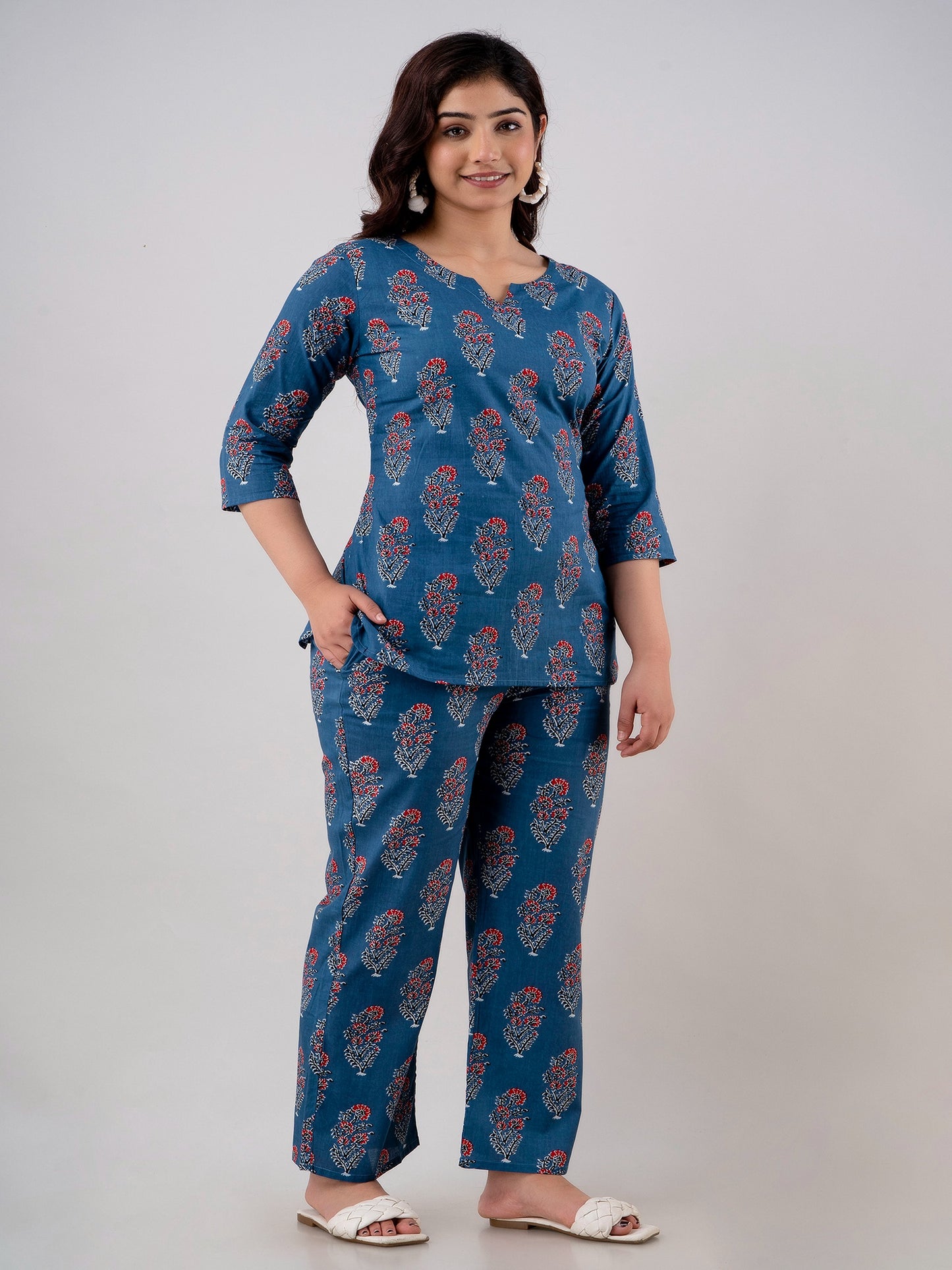 Blue Floral Printed Cotton Top and Pant Co-Ord Nightsuit Set