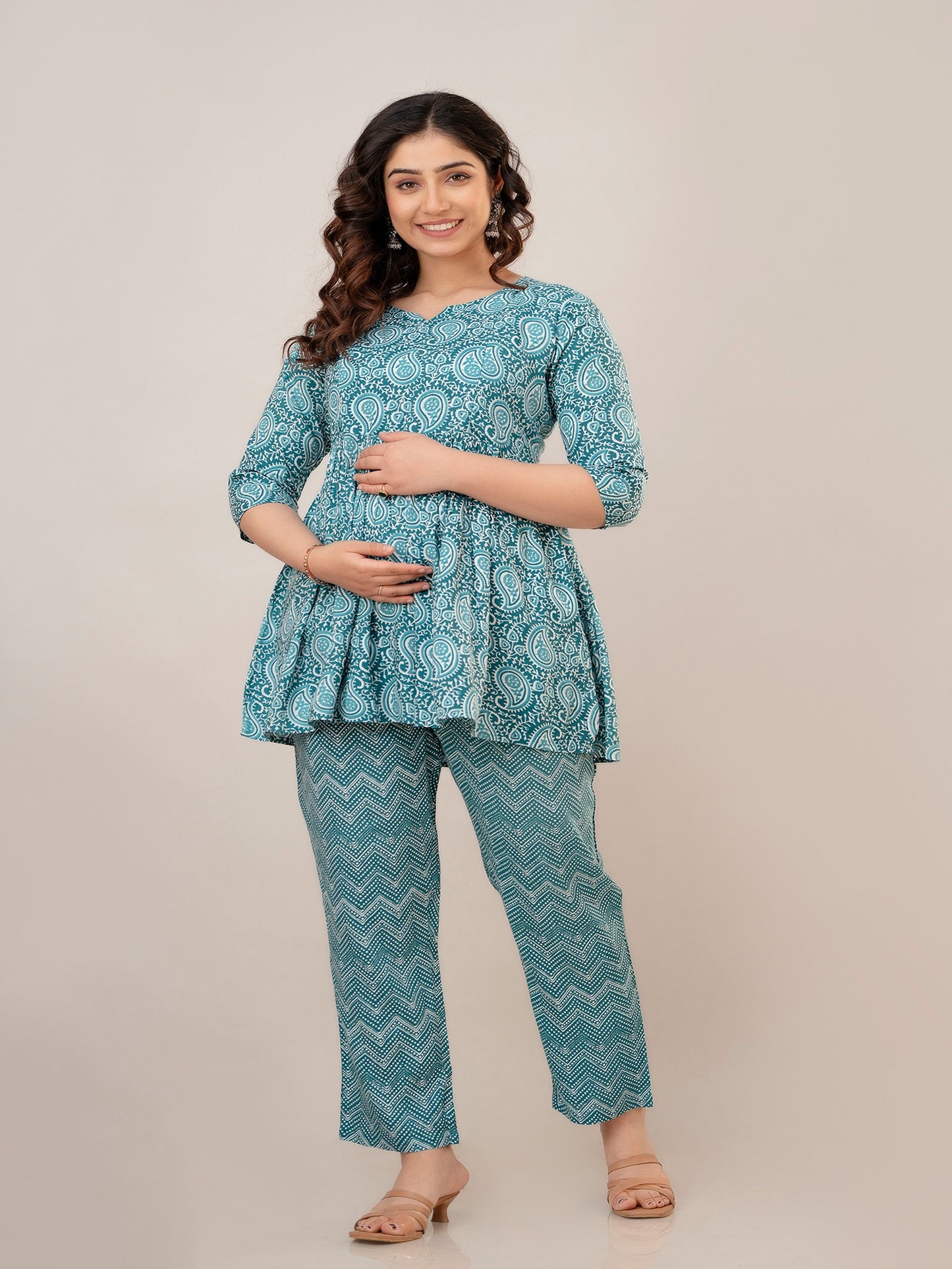Women's Teal Paisley printed maternity top and pant set